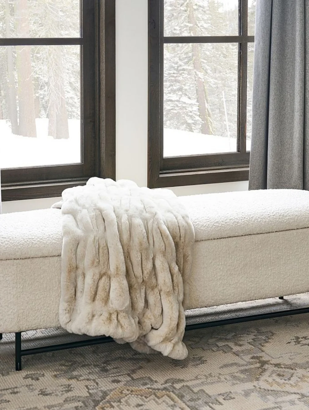 NWT Pottery Barn Cozy Faux Fur Ruched Throw + Two  18' Sq Ruched Pillow Covers